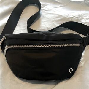 Lululemon city adventurer belt bag
